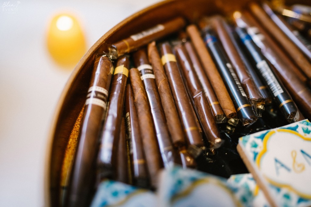 cigar bar
