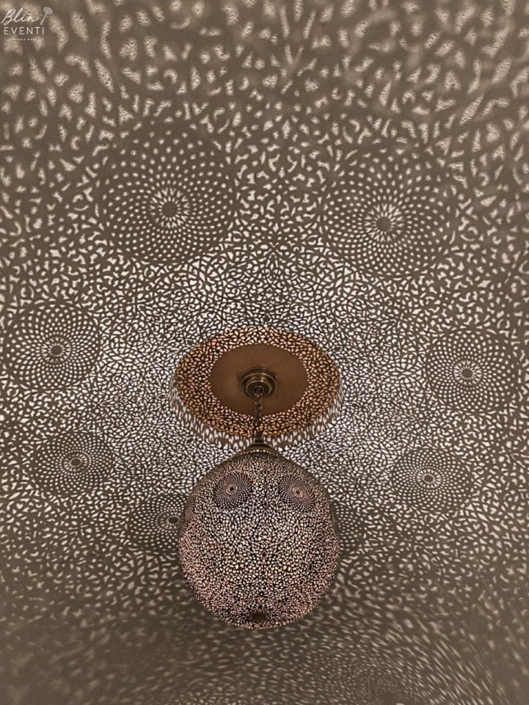 lampade traforate Villa Treville